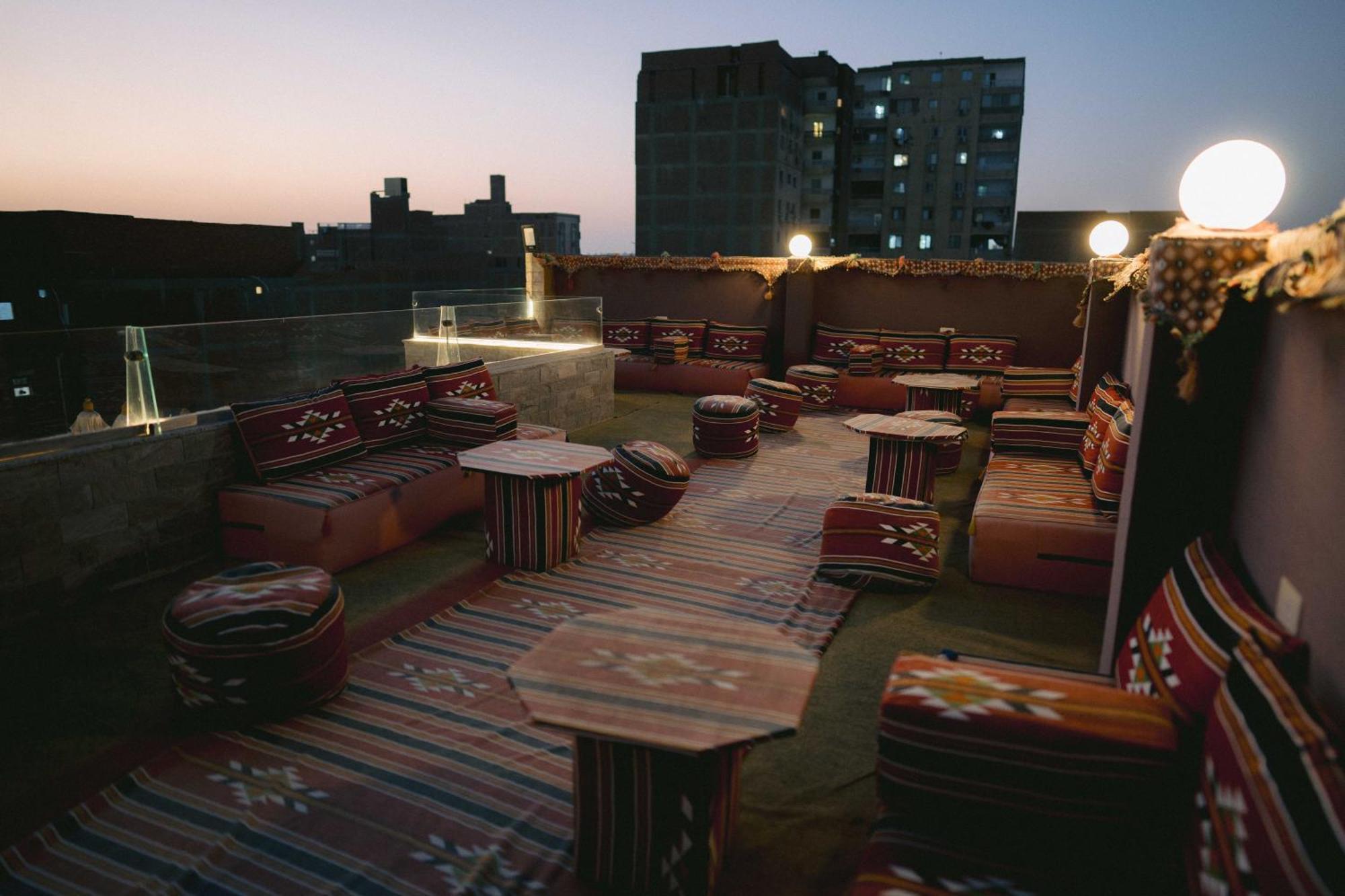 Tuya Pyramid Inn Kafret el-Gabal Exterior foto